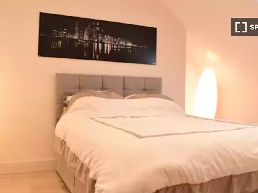Immagine 2 di Appartamento in affitto  in flat a Camden Town