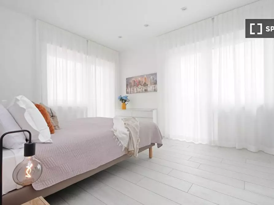 Immagine 1 di Appartamento in affitto  in Viale Ammiraglio del Bono a Roma