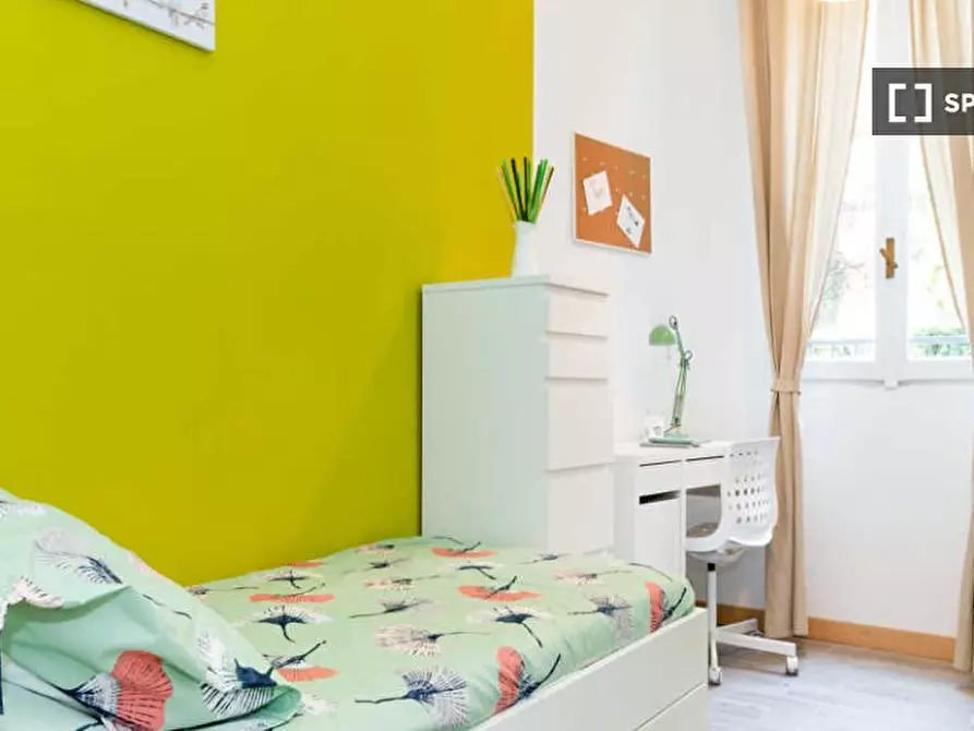 Immagine 1 di Camera condivisa in affitto  in Via Salvatore Barzilai a Milano