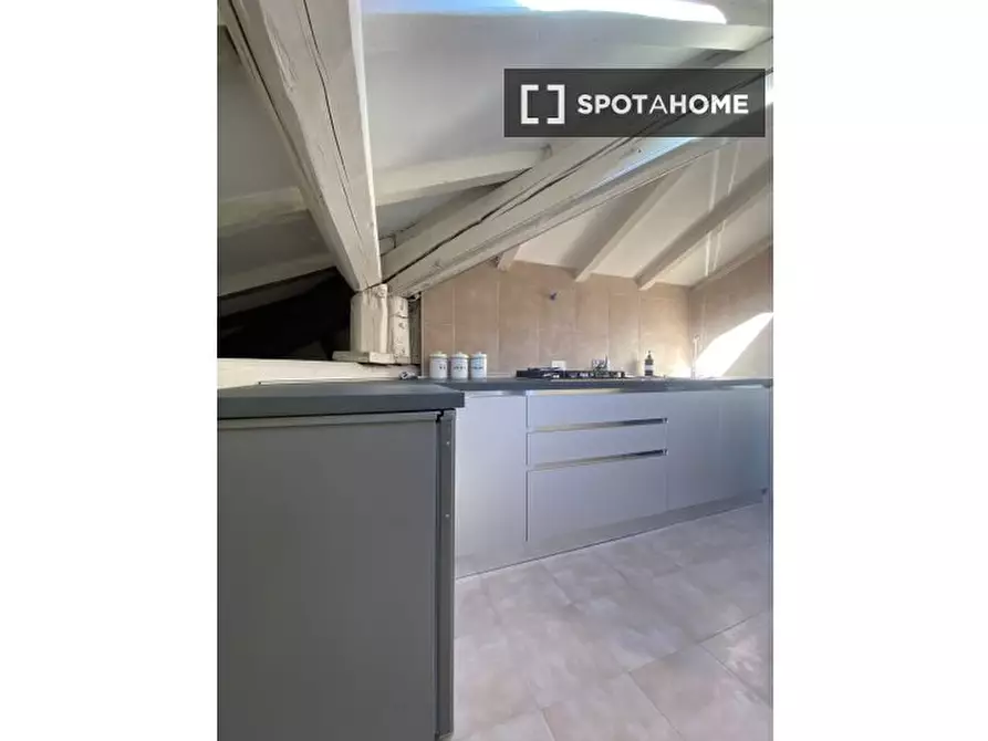 Immagine 3 di Ufficio in affitto  in Via Santa Croce a Bologna