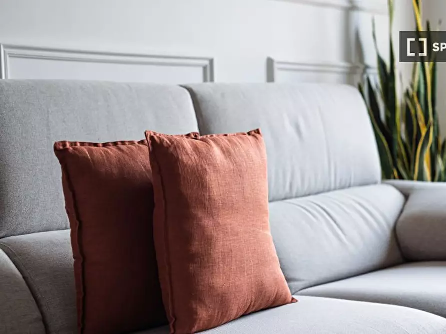 Immagine 8 di Appartamento in affitto  in Via Domenico Fontana a Napoli