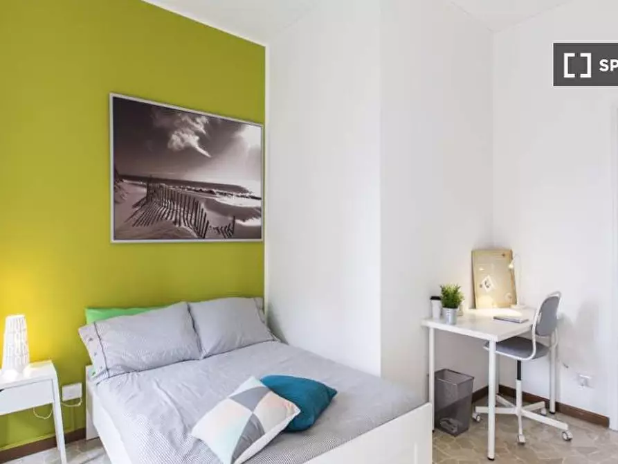 Immagine 1 di Camera condivisa in affitto  in Via dei Mandorli Milan a Monza