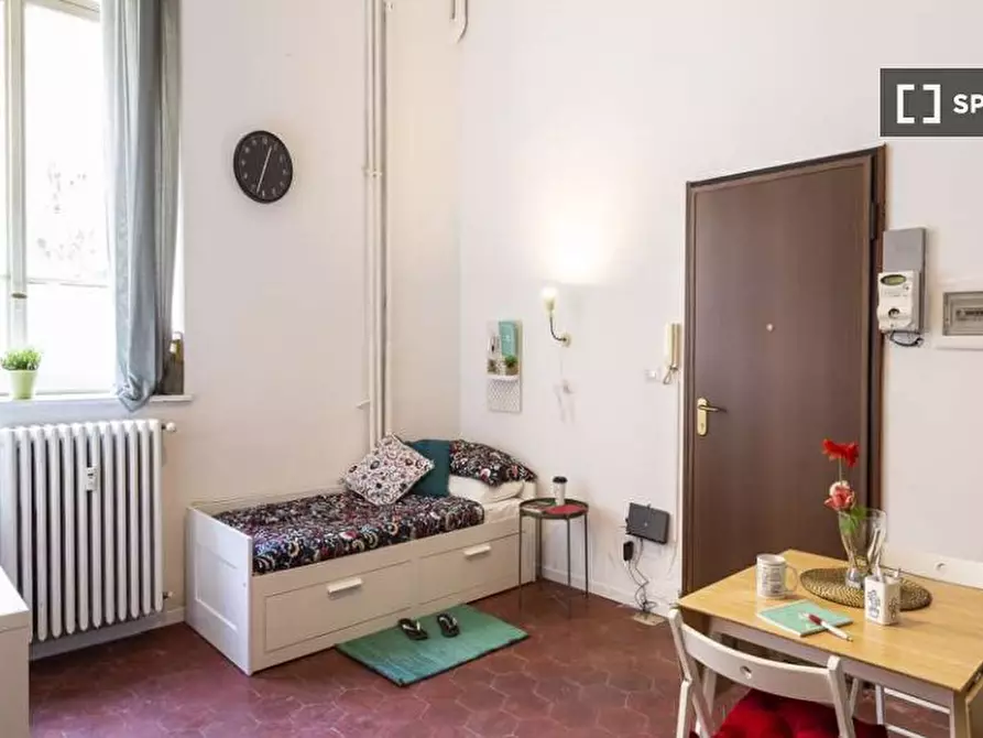 Immagine 1 di Camera condivisa in affitto  in Via Paolo Bassi Milan a Milano