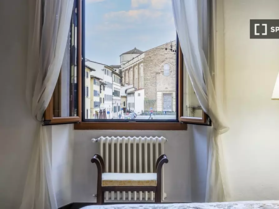 Immagine 1 di Appartamento in affitto  in Borgo S. Frediano a Firenze