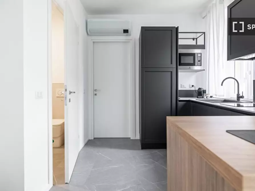 Immagine 11 di Ufficio in affitto  in Via Giuseppe Tartini a Milano