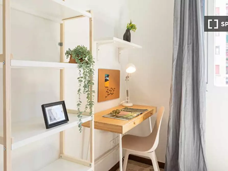 Immagine 3 di Camera condivisa in affitto  in Via Salvatore Barzilai a Milano