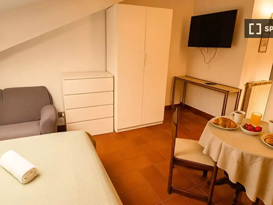 Immagine 7 di Ufficio in affitto  in Via Montaione a Roma