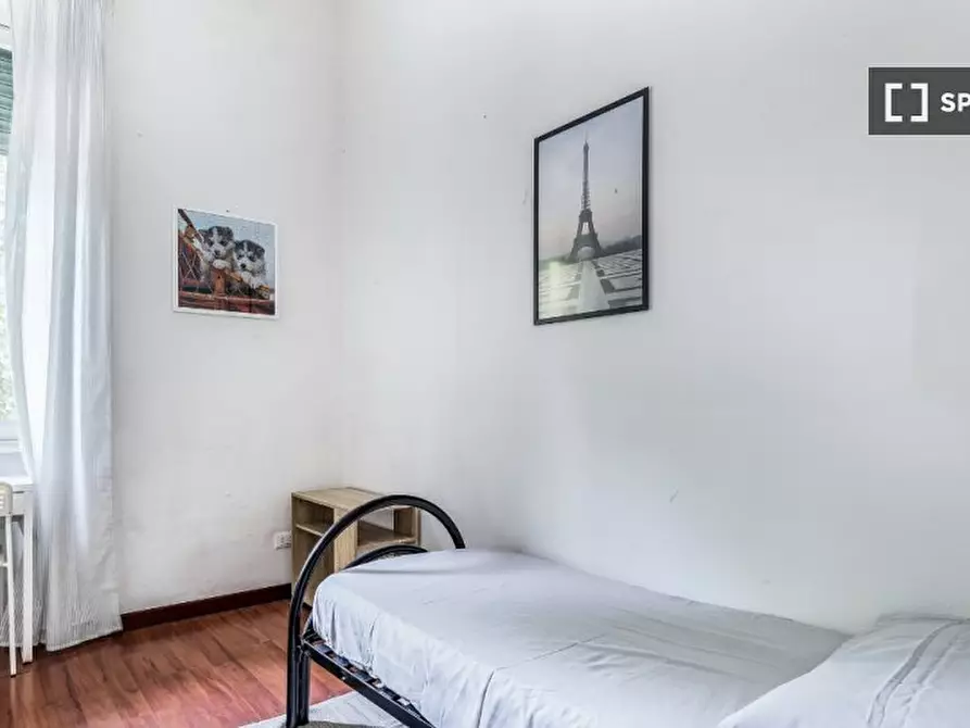 Immagine 2 di Camera condivisa in affitto  in V.le Zara a Milano