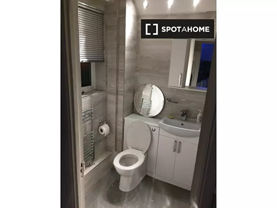 Immagine 3 di Appartamento in affitto  in Gideon Rd a Wandsworth