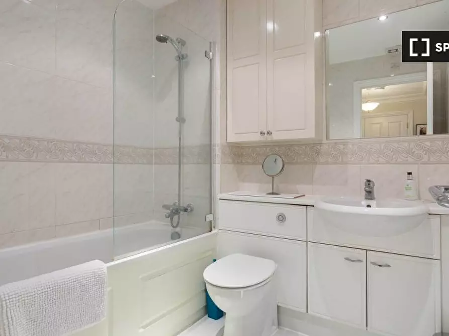 Immagine 11 di Appartamento in affitto  in Flat Walpole House a Camberwell