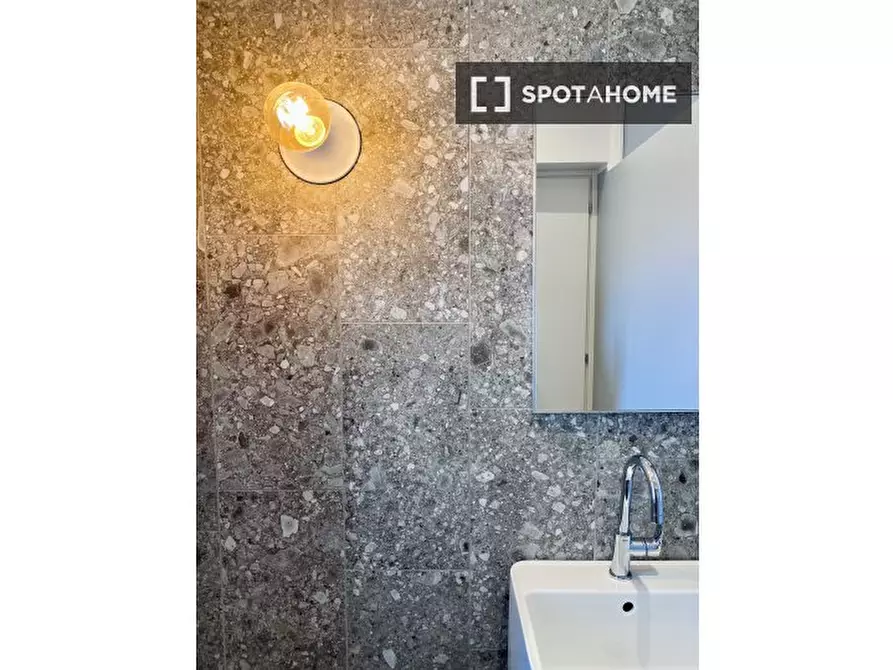 Immagine 15 di Appartamento in affitto  in Via Carlo Imbonati a Milano