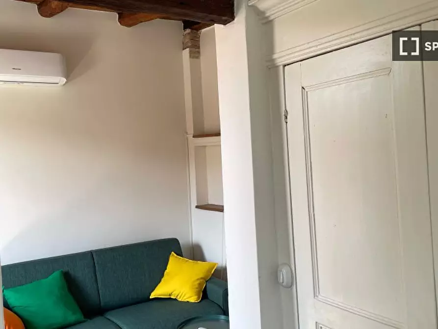Immagine 15 di Appartamento in affitto  in Via Giuseppe Massarenti a Bologna