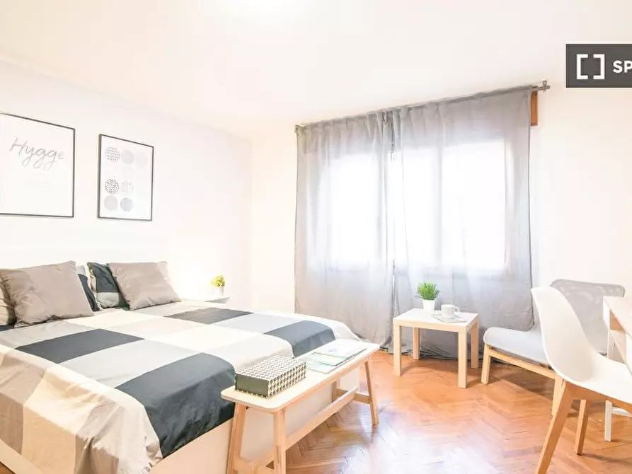 Immagine 1 di Appartamento in affitto  in Via Tiziano Aspetti a Padova