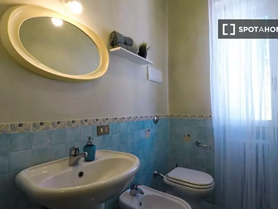 Immagine 17 di Camera condivisa in affitto  in Mantova a Brescia