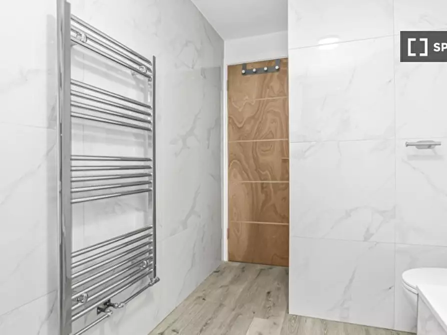 Immagine 10 di Appartamento in affitto  in flat c a Tottenham