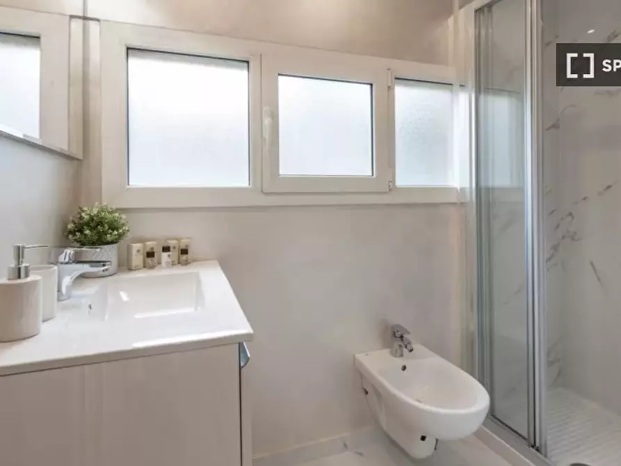 Immagine 13 di Appartamento in affitto  in Via Friuli a Milano