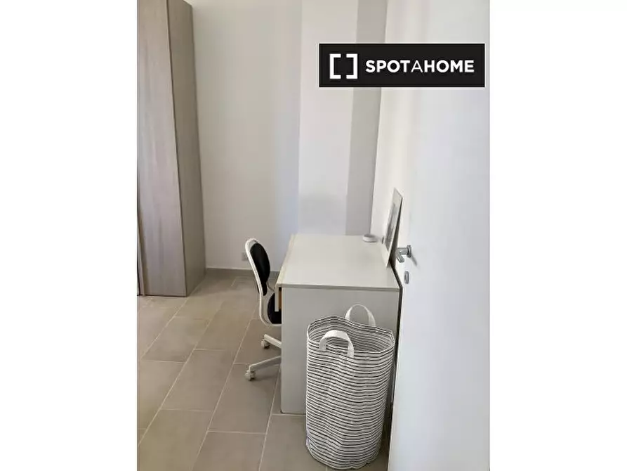 Immagine 8 di Appartamento in affitto  in Via Salasco a Milano