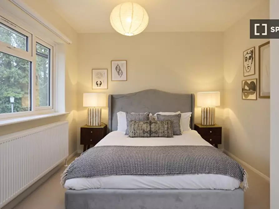 Immagine 1 di Appartamento in affitto  in Ravenswood Ct a Kingston Upon Thames