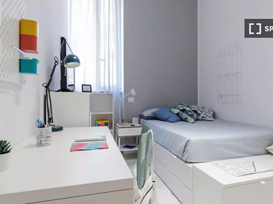 Immagine 3 di Camera condivisa in affitto  in Viale Bligny a Milano