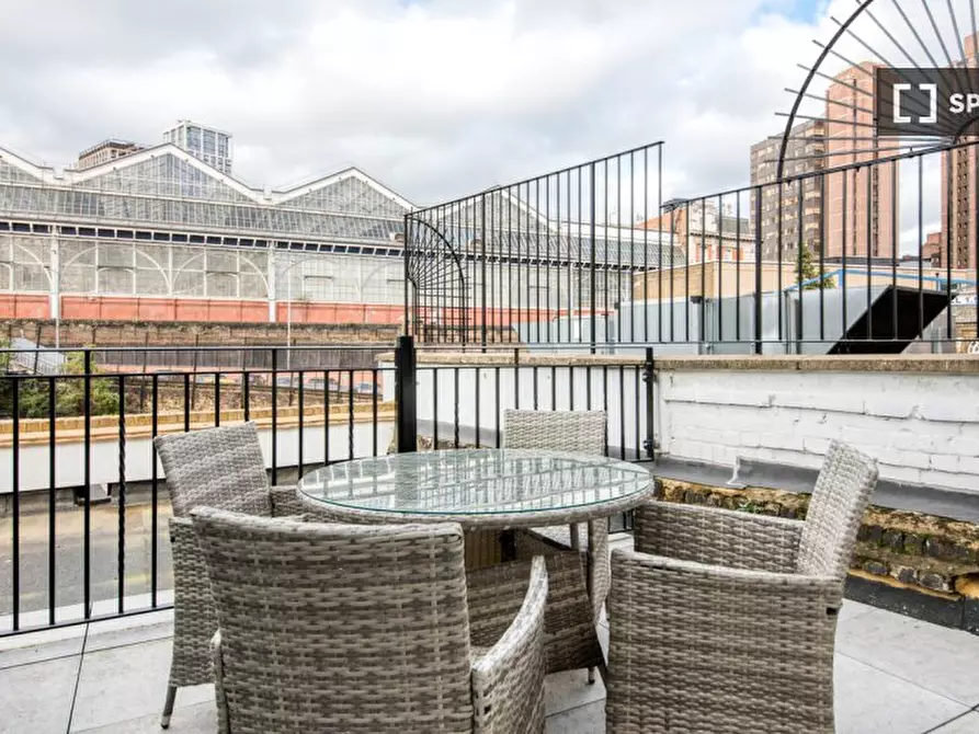 Immagine 5 di Appartamento in affitto  in A Lower Marsh a Camberwell