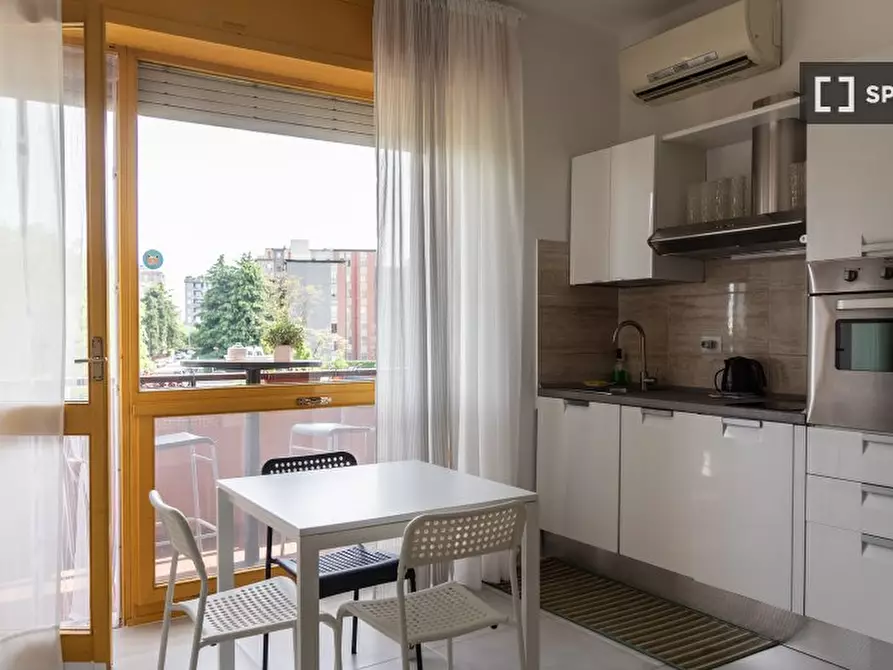 Immagine 11 di Ufficio in affitto  in Via Paul Valery a Milano