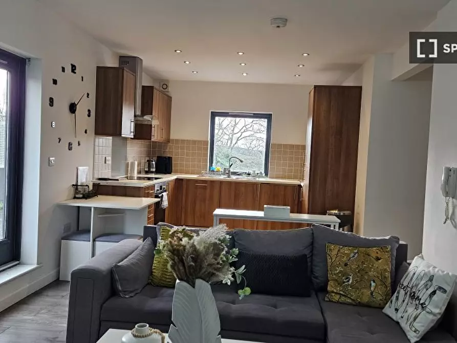Immagine 7 di Appartamento in affitto  in Sunningdale Gardens a Brent