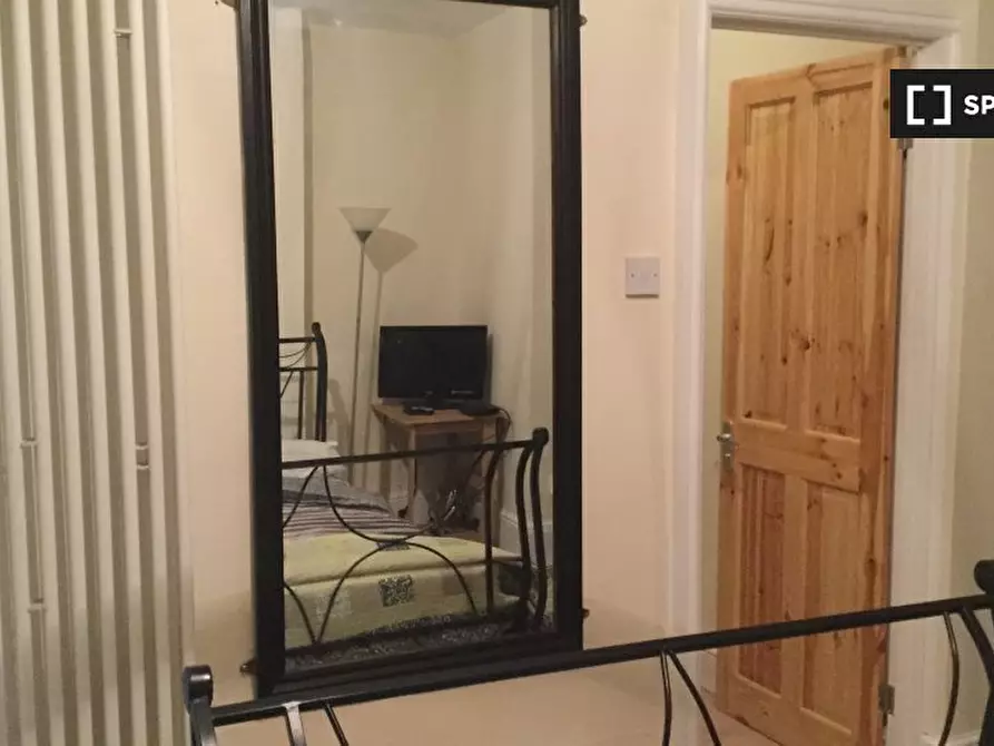 Immagine 9 di Ufficio in affitto  in Gossage Rd a Eltham