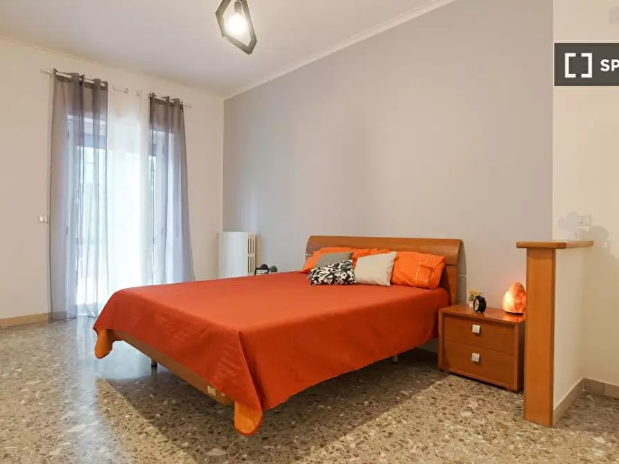 Immagine 5 di Camera condivisa in affitto  in Bognar a Pozzuoli