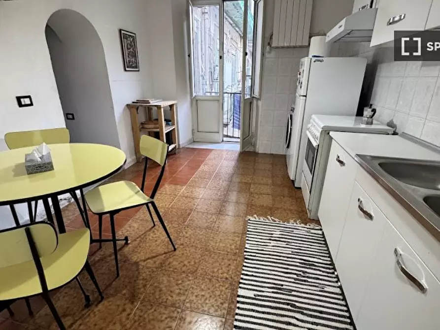 Immagine 1 di Appartamento in affitto  in Vico SS. Filippo e Giacomo a Napoli