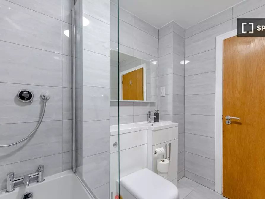 Immagine 11 di Appartamento in affitto  in Grosvenor Court a Poplar