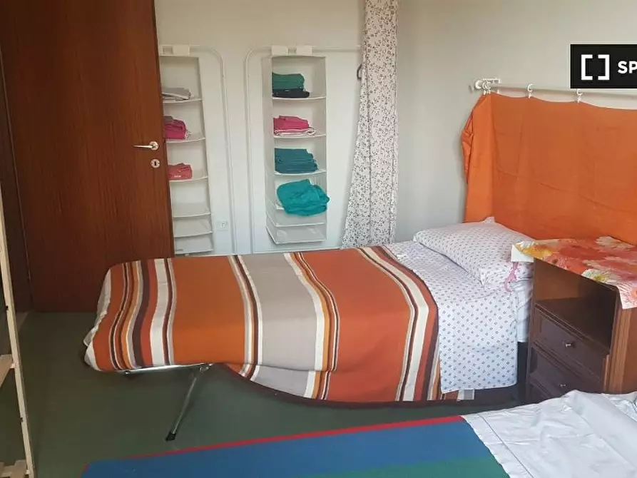 Immagine 2 di Camera condivisa in affitto  in Via Franzela a Padova