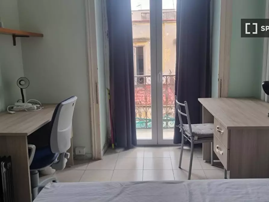 Immagine 6 di Camera condivisa in affitto  in Piazza Crocelle ai Mannesi a Napoli