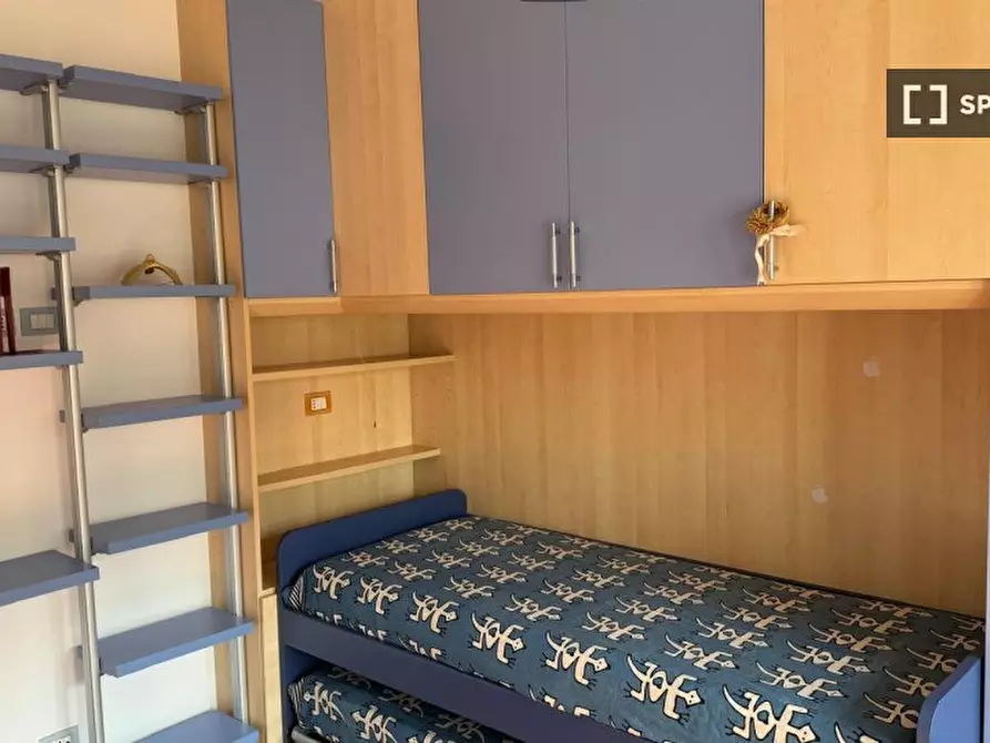 Immagine 4 di Camera condivisa in affitto  in Via Domenico Oliva a Roma