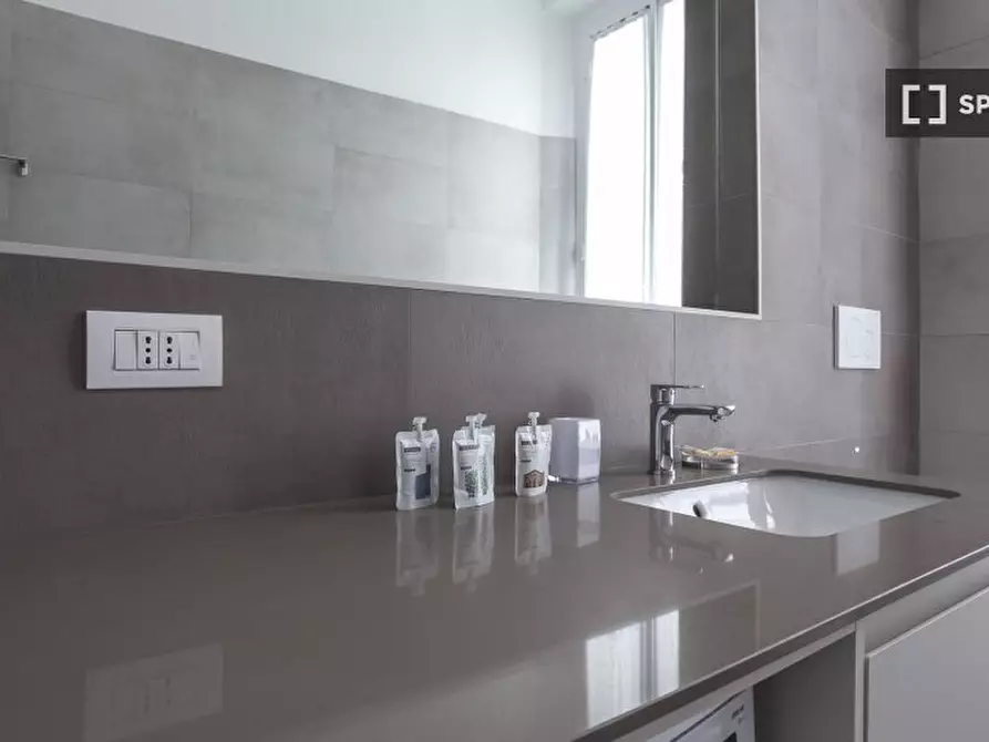 Immagine 19 di Appartamento in affitto  in Viale Lombardia a Milano