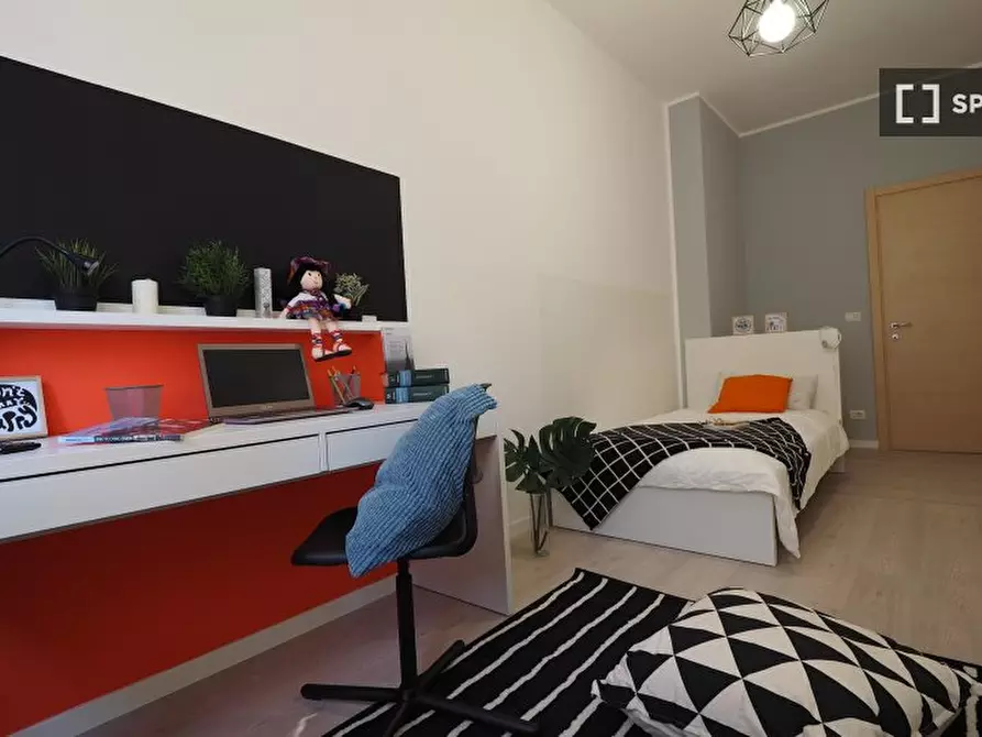Immagine 17 di Camera condivisa in affitto  in Corso Massimo d'Azeglio a Torino