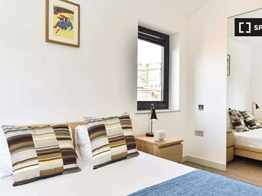 Immagine 9 di Appartamento in affitto  in Kentish Town Rd a Camden Town