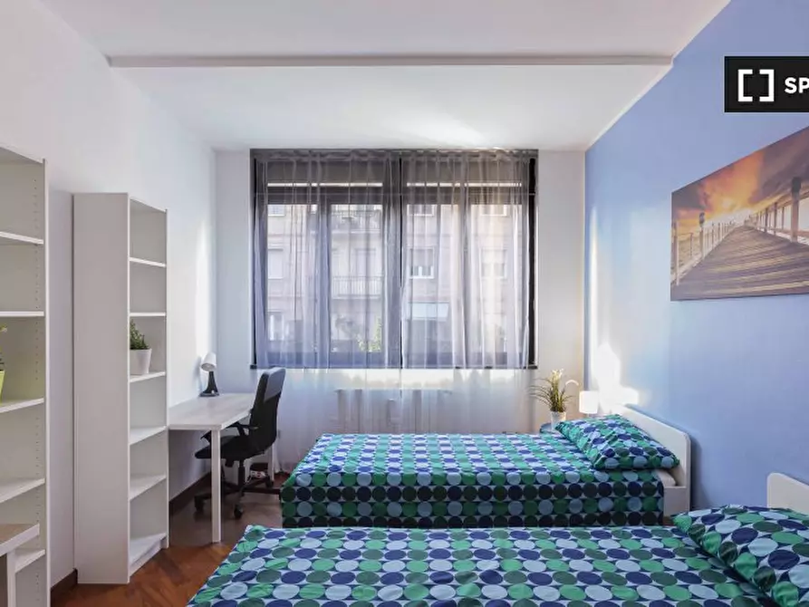 Immagine 3 di Camera condivisa in affitto  in Via Padova a Milano