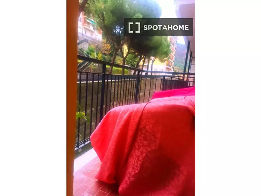 Immagine 8 di Camera condivisa in affitto  in Via Mogadiscio a Genova