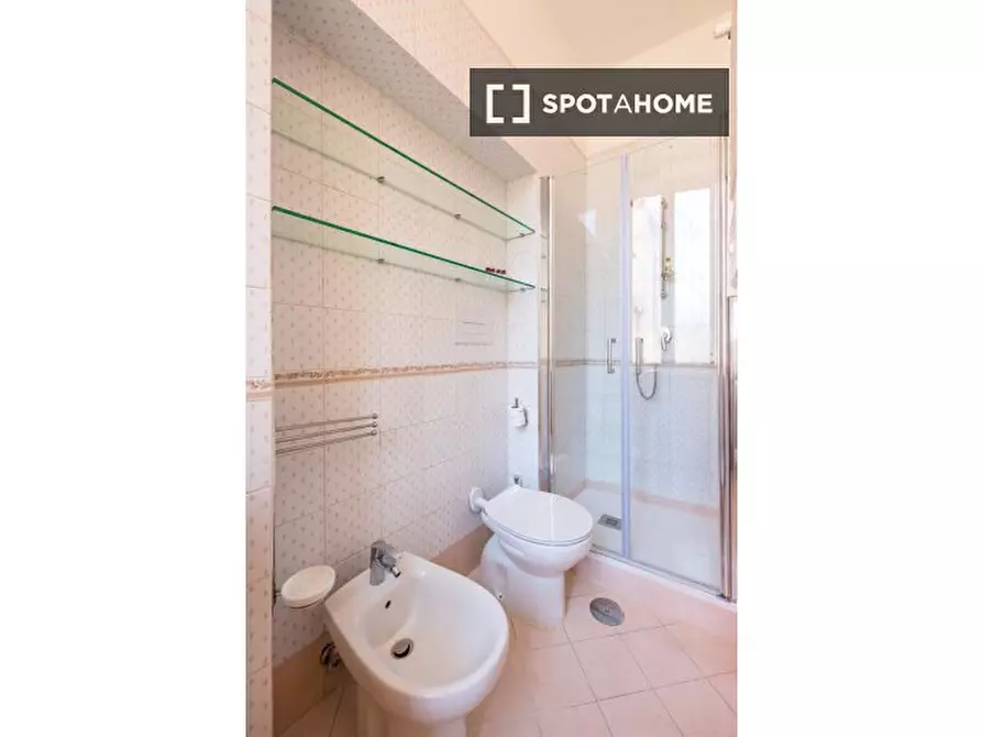 Immagine 10 di Appartamento in affitto  in Vico del Vasto a Chiaia a Napoli