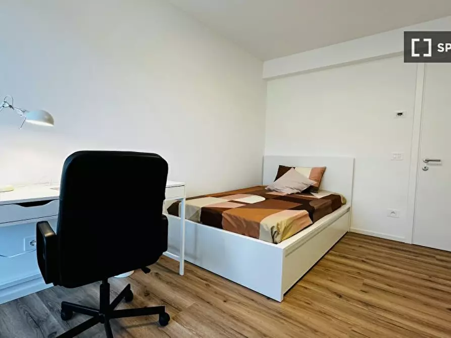 Immagine 12 di Camera condivisa in affitto  in per Cognola a Trento