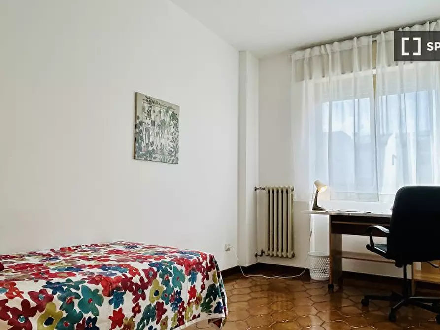 Immagine 1 di Camera condivisa in affitto  in Via Ugo Ojetti a Milano