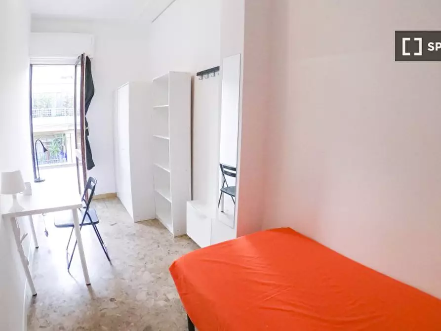 Immagine 1 di Camera condivisa in affitto  in Via Ariosto n a Cagliari