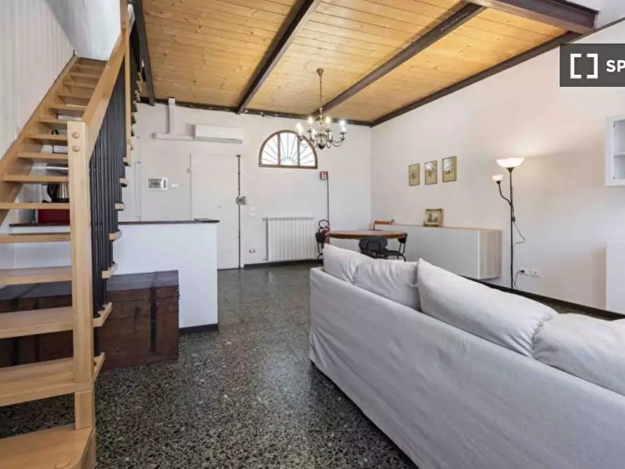 Immagine 16 di Appartamento in affitto  in Via S. Zanobi a Firenze