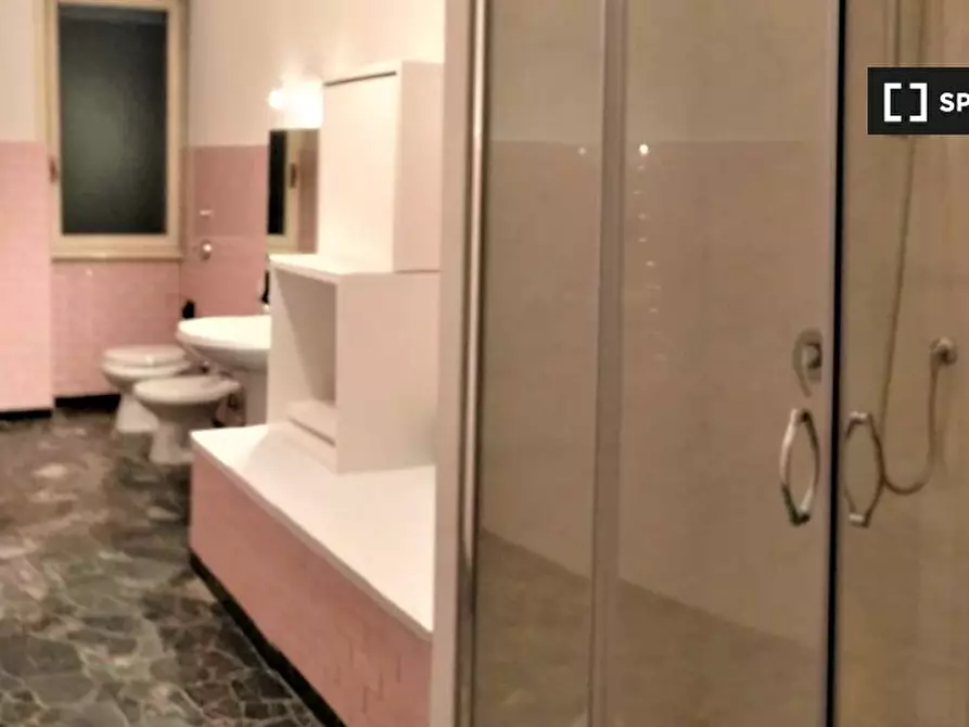 Immagine 15 di Camera condivisa in affitto  in Viale Papiniano a Milano