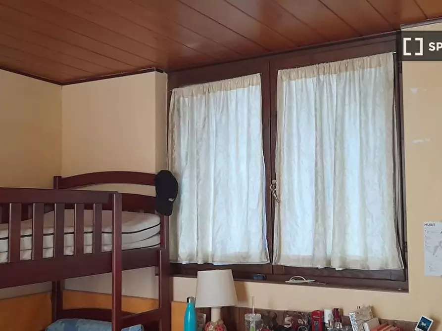 Immagine 3 di Camera condivisa in affitto  in Via di Tor Vergata a Roma