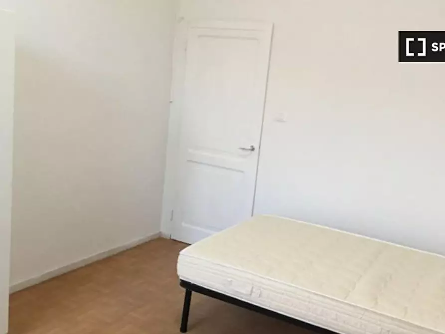 Immagine 4 di Camera condivisa in affitto  in Via Emilia Levante a Bologna