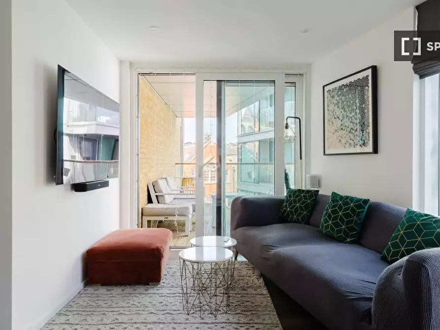 Immagine 5 di Appartamento in affitto  in Broomhill Road a Wandsworth