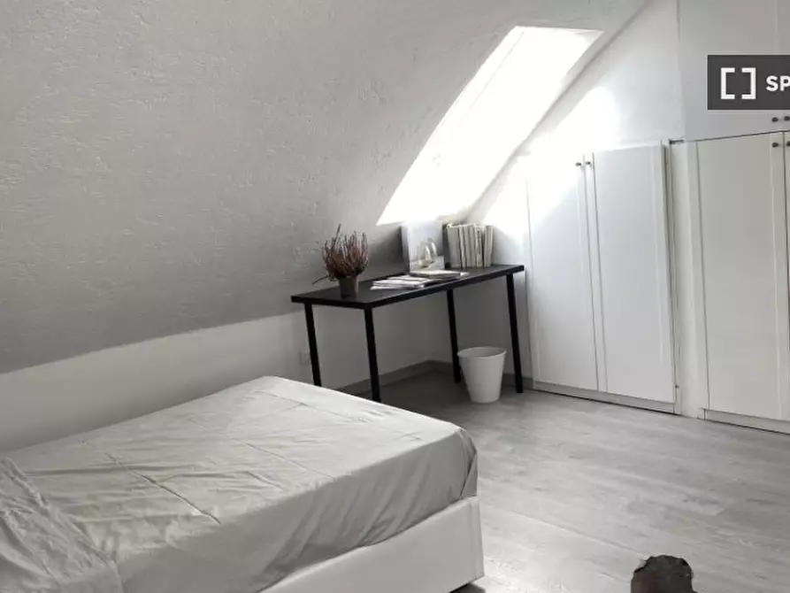 Immagine 6 di Camera condivisa in affitto  in Giovanni Maria a Milano