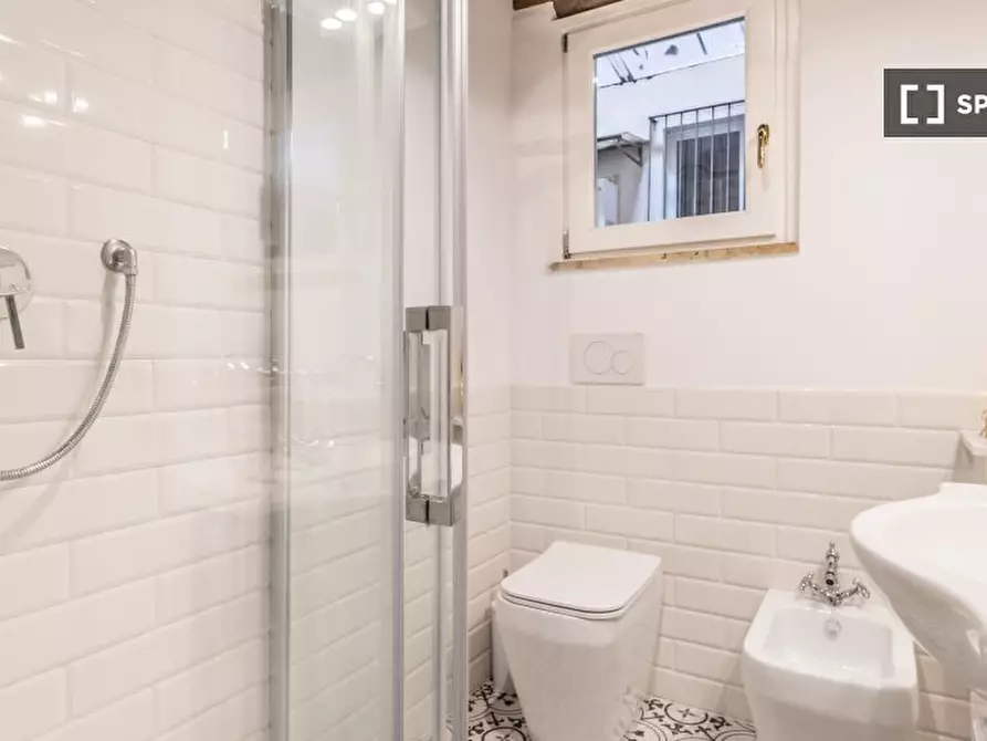 Immagine 2 di Appartamento in affitto  in Via Giulia a Roma