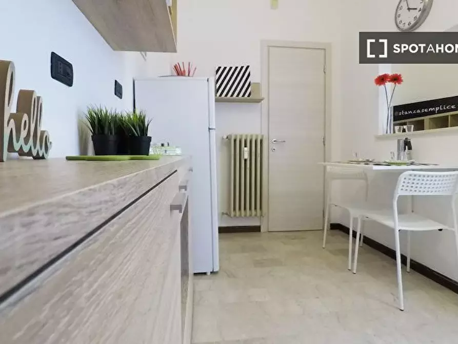 Immagine 9 di Camera condivisa in affitto  in Pusterla a Brescia